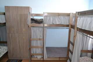 Хостелы Maverick Тернополь Спальное место на двухъярусной кровати в общем номере для мужчин и женщин-4